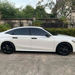 Honda Civic 2021.0 มือสอง เบนซิน ไมล์ ไม่เคยชน จัดไฟแนนซ์ได้
