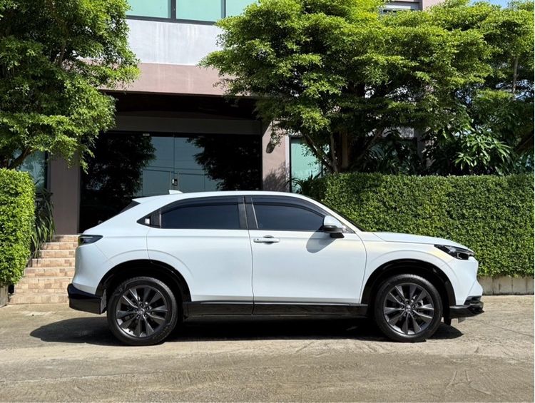 Honda HR-V 2023.0 มือสอง ปลั๊กอินไฮบริด (PHEV) ไมล์ ราคาถูก ไมล์แท้ - Image 2