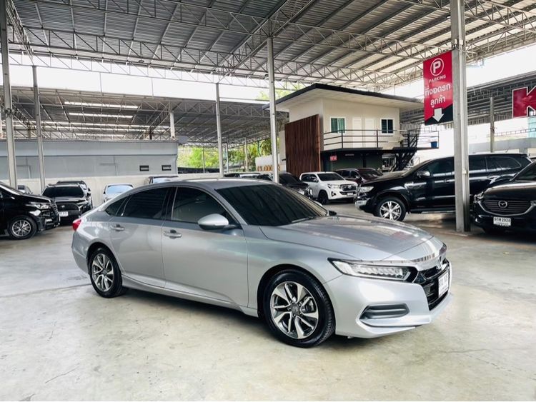 Honda Accord 2020.0 มือสอง เบนซิน ไมล์ รถบ้านแท้ สภาพนางฟ้า - Image 4