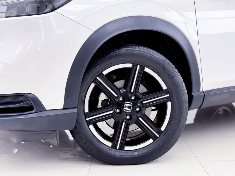 Honda HR-V 2022.0 มือสอง ไฮบริด ไมล์  ไม่เคยชน ฟรีดาวน์ - Image 4