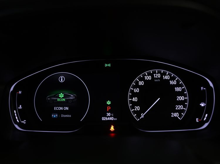 Honda Accord 2021.0 มือสอง เบนซิน ไมล์ ไมล์แท้ เครดิตดีออกรถ 0 บาท - Image 3