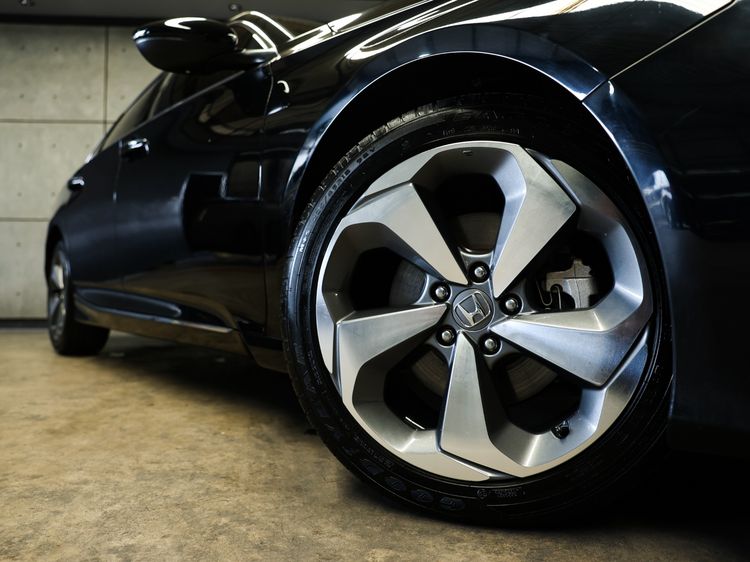 Honda Accord 2022.0 มือสอง ไฮบริด ไมล์  รถบ้านแท้ เครดิตดีออกรถ 0 บาท - Image 4