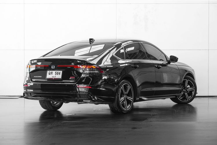 Honda Accord 2025.0 มือสอง ไฮบริด ไมล์ จัดไฟแนนซ์ได้ สภาพนางฟ้า - Image 4