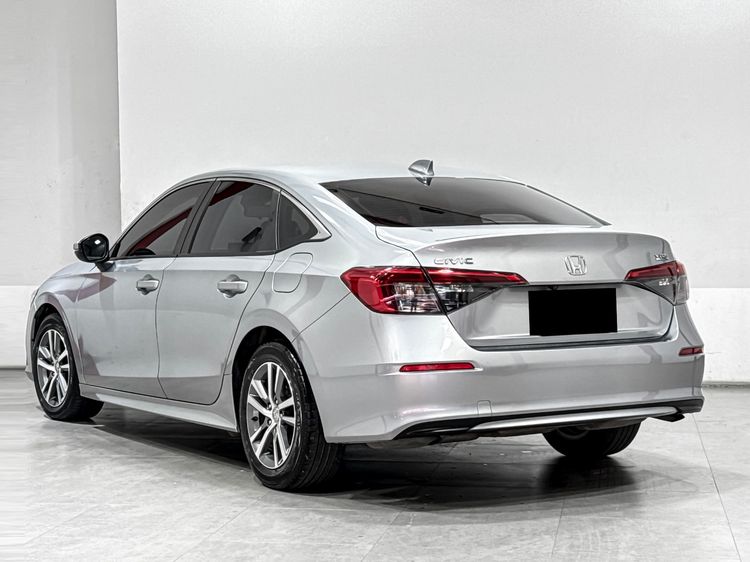 Honda Civic 2022.0 มือสอง เบนซิน ไมล์ รถบ้านแท้ ราคาถูก - Image 4