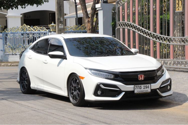 Honda Civic 2018.0 มือสอง เบนซิน ไมล์ จัดไฟแนนซ์ได้ ไม่เคยชน