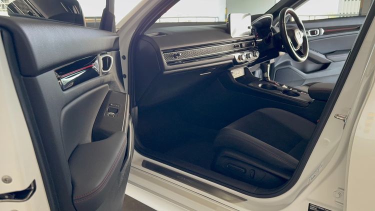 Honda Civic 2022.0 มือสอง ไฮบริด ไมล์ มือเดียว สภาพนางฟ้า - Image 4