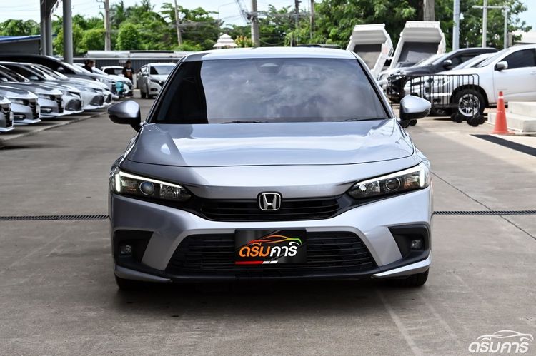 Honda Civic 2022.0 มือสอง เบนซิน ไมล์  ฟรีดาวน์ รถบ้านแท้ - Image 2