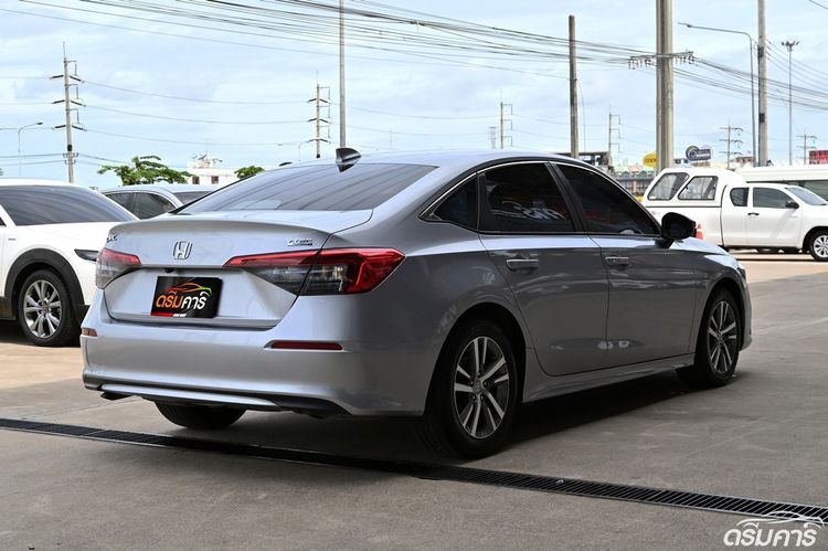 Honda Civic 2022.0 มือสอง เบนซิน ไมล์  ฟรีดาวน์ รถบ้านแท้ - Image 3