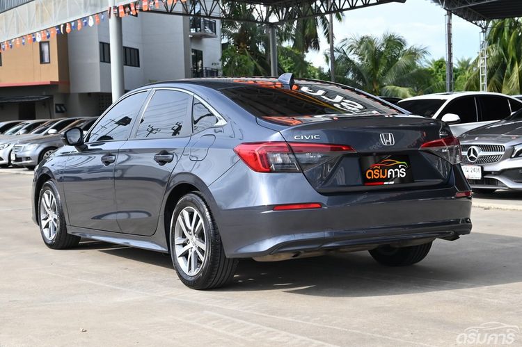 Honda Civic 2022.0 มือสอง เบนซิน ไมล์  รถบ้านแท้ สภาพนางฟ้า - Image 3